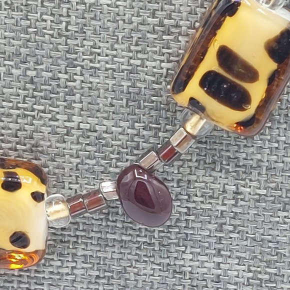 Animal Print Necklace Tortoise Pattern Brown Glass Beaded Amber Toggle Clasp - Picture 4 of 6
